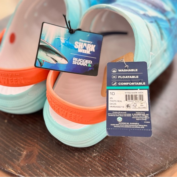 Rugged Shark Men's Size 10 Shark Week Clogs NWT Discovery Channel Blue Orange - Picture 5 of 10